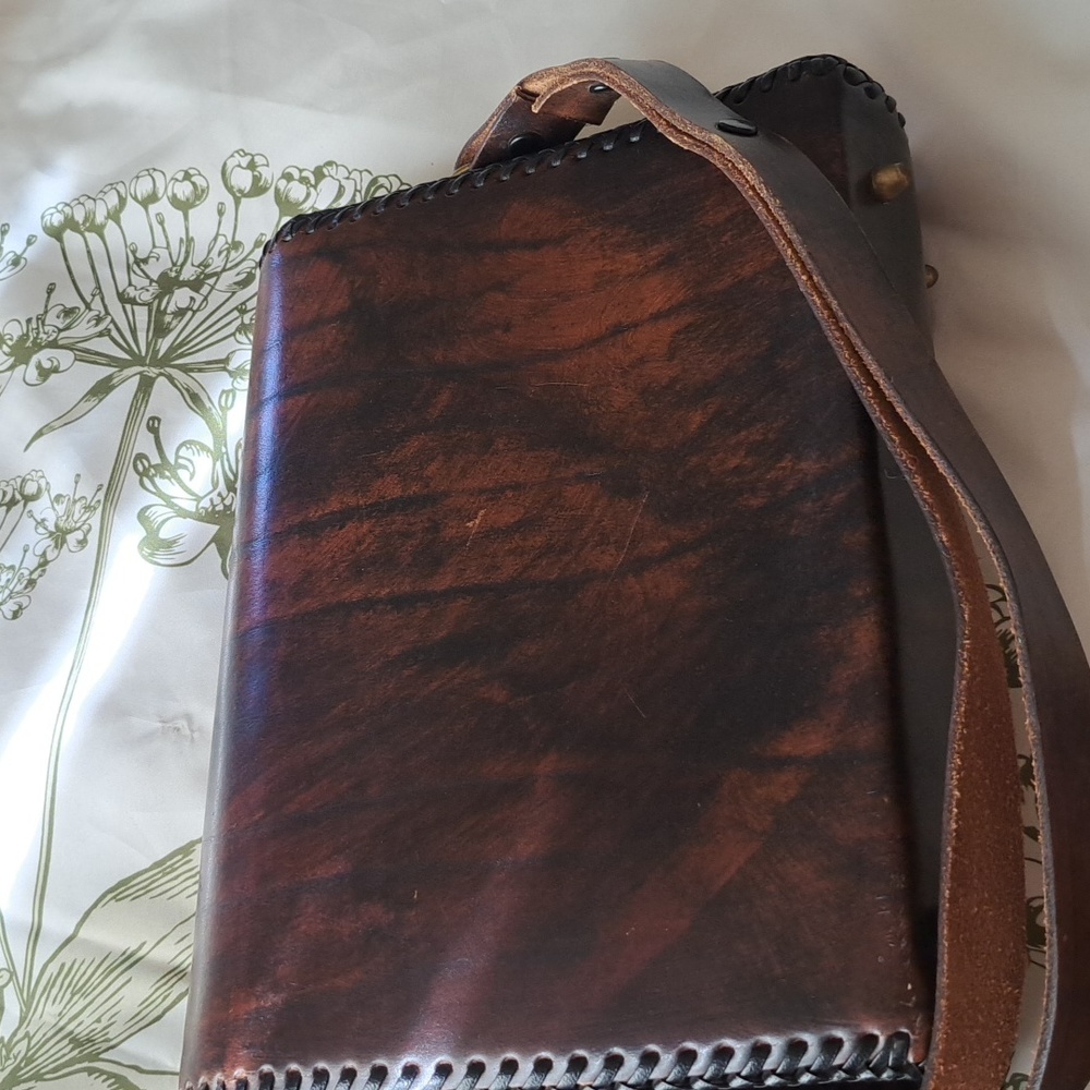 Handmade leather bag - Picture 7 of 9